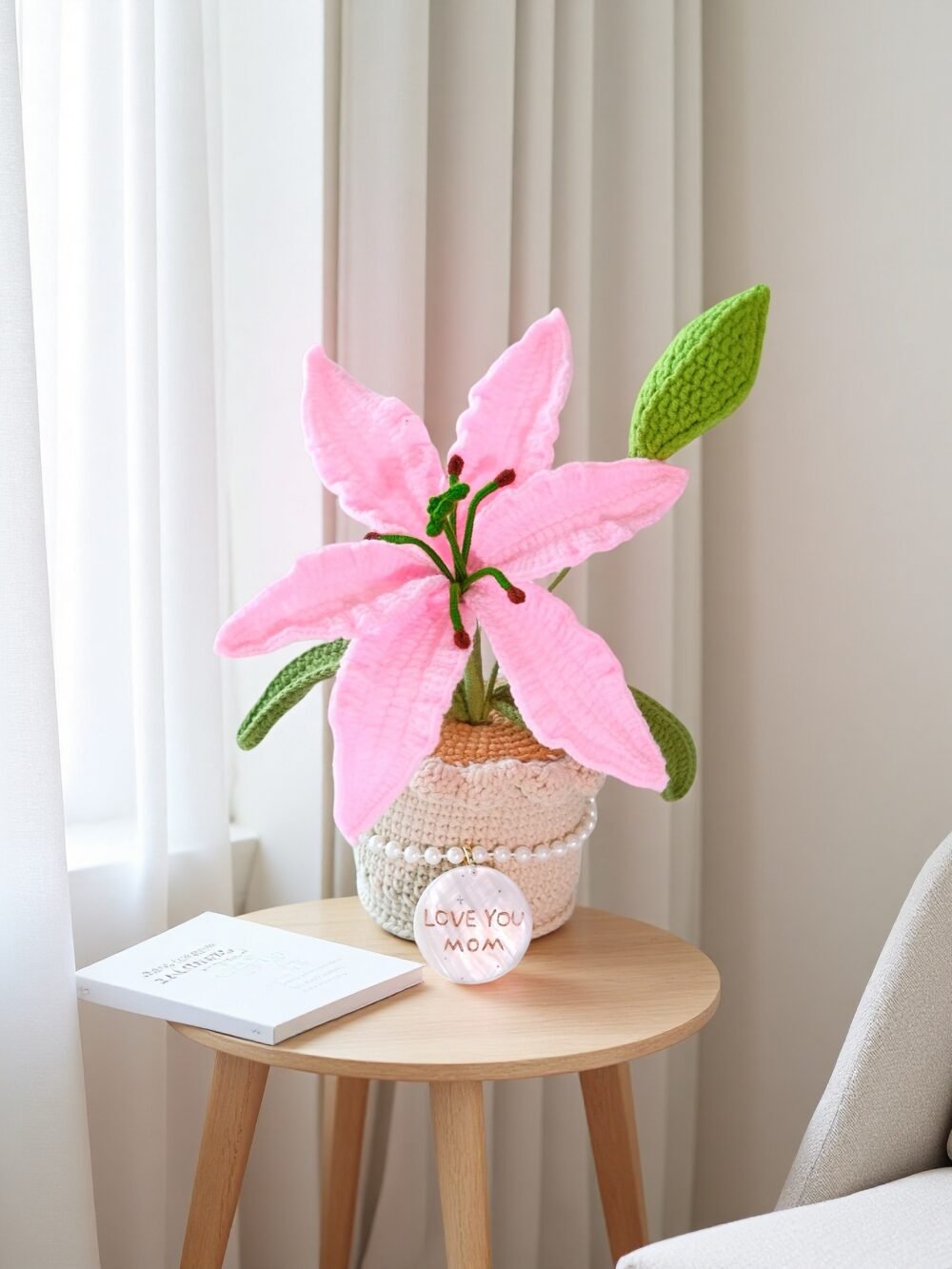 lily7 Custom Seashell Crochet Lily